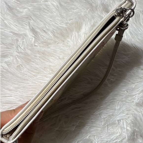 COACH Scribble Signature Fabric Multicolor Wristlet - Picture 4 of 6